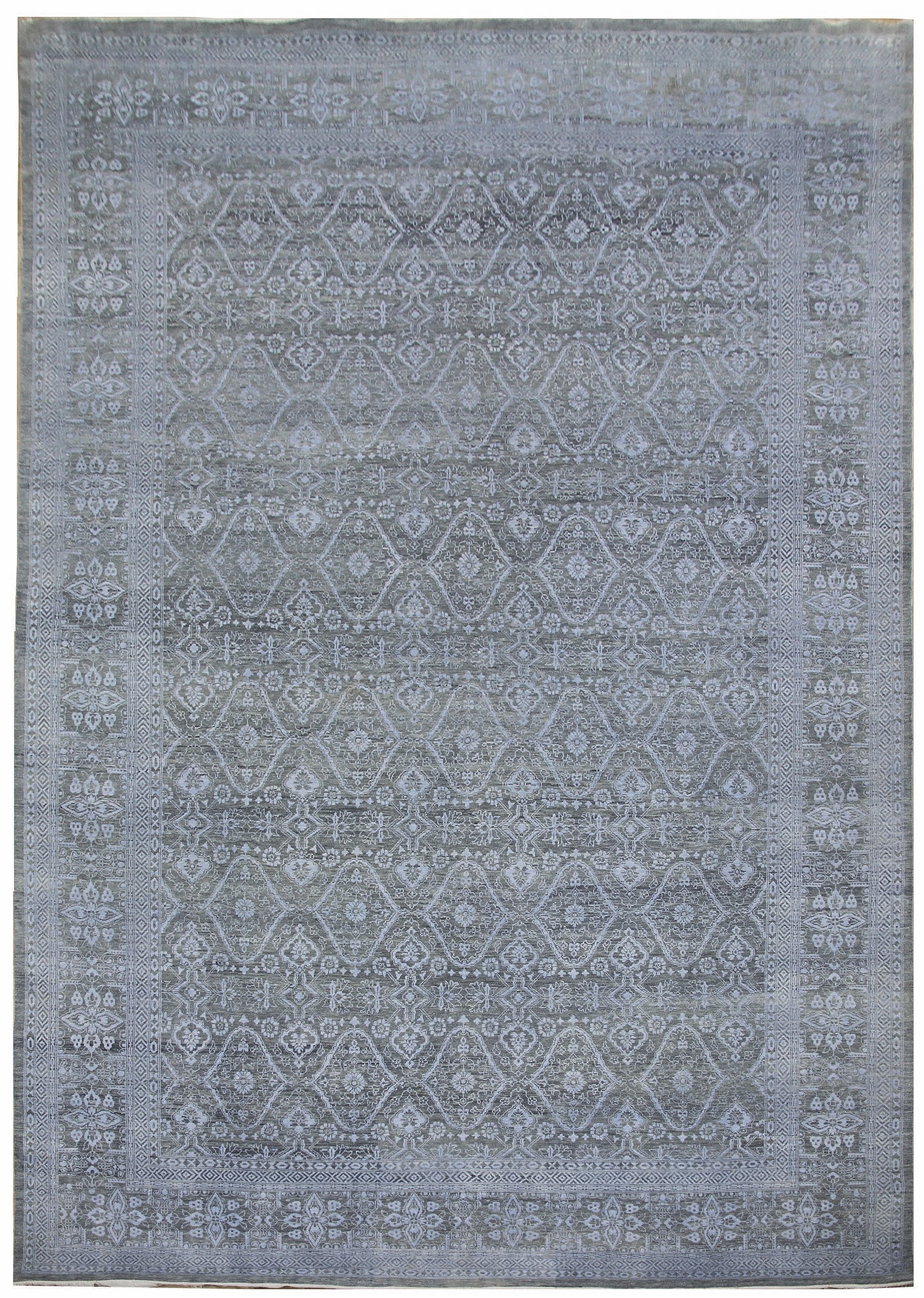 Ručne viazaný kusový koberec Diamond DC-HALI B Light grey / blue - 365x550 cm Diamond Carpets koberce 