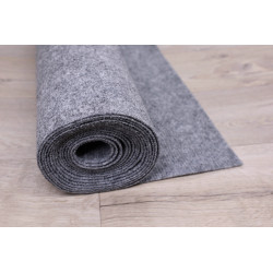 SUPER CENA: Šedý svadobný koberec Budget metrážny