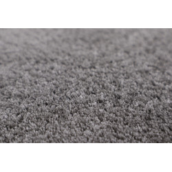 Metrážny koberec Sweet 75 tmavo šedý