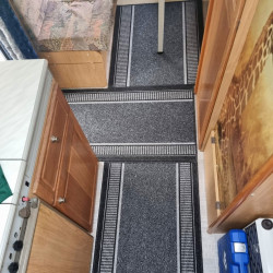 AKCIA: 215x100 cm Behúň na mieru Promenade 8727 antra - obšitý zo všetkých strán