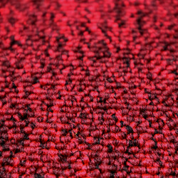 Metrážny koberec Balance 35 červený