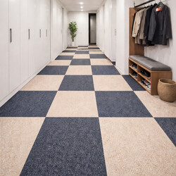 Kobercový štvorec Sonar Lines 4178 čierny 50 x 50 cm