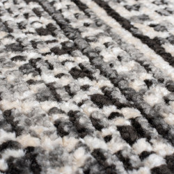 Kusový koberec Santiago Camino Black/White