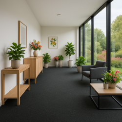 Metrážny koberec Santana 50 čierna s podkladom resine, záťažový