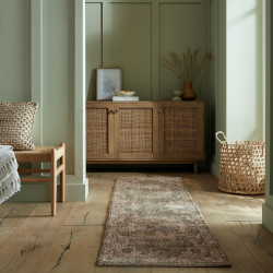 Behúň Nadya Selena Green