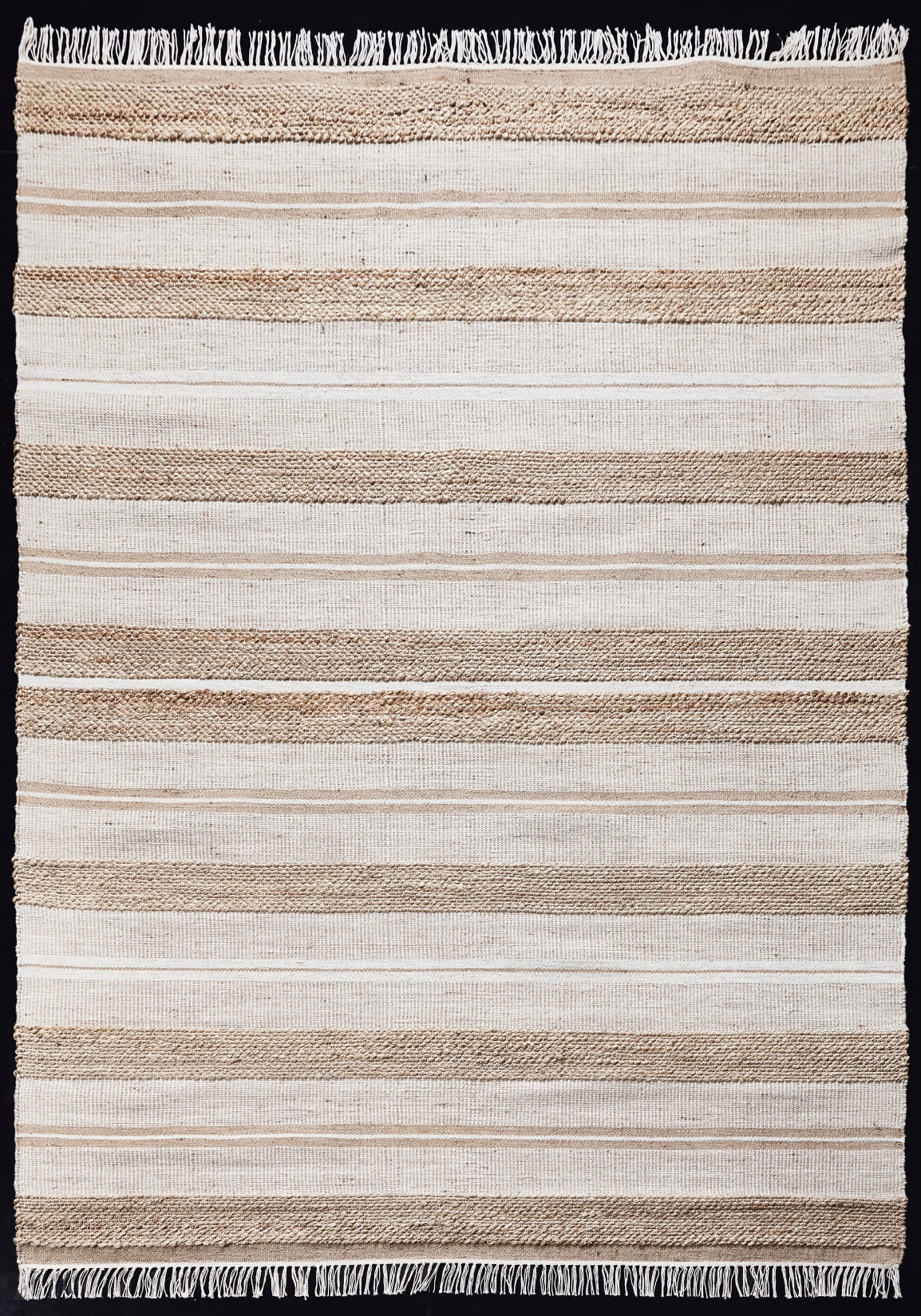 Diamond Carpets India, Ručne viazaný kusový koberec Praha HL 80 Natural Silver, 120x170, béžová, chodba / predsieň