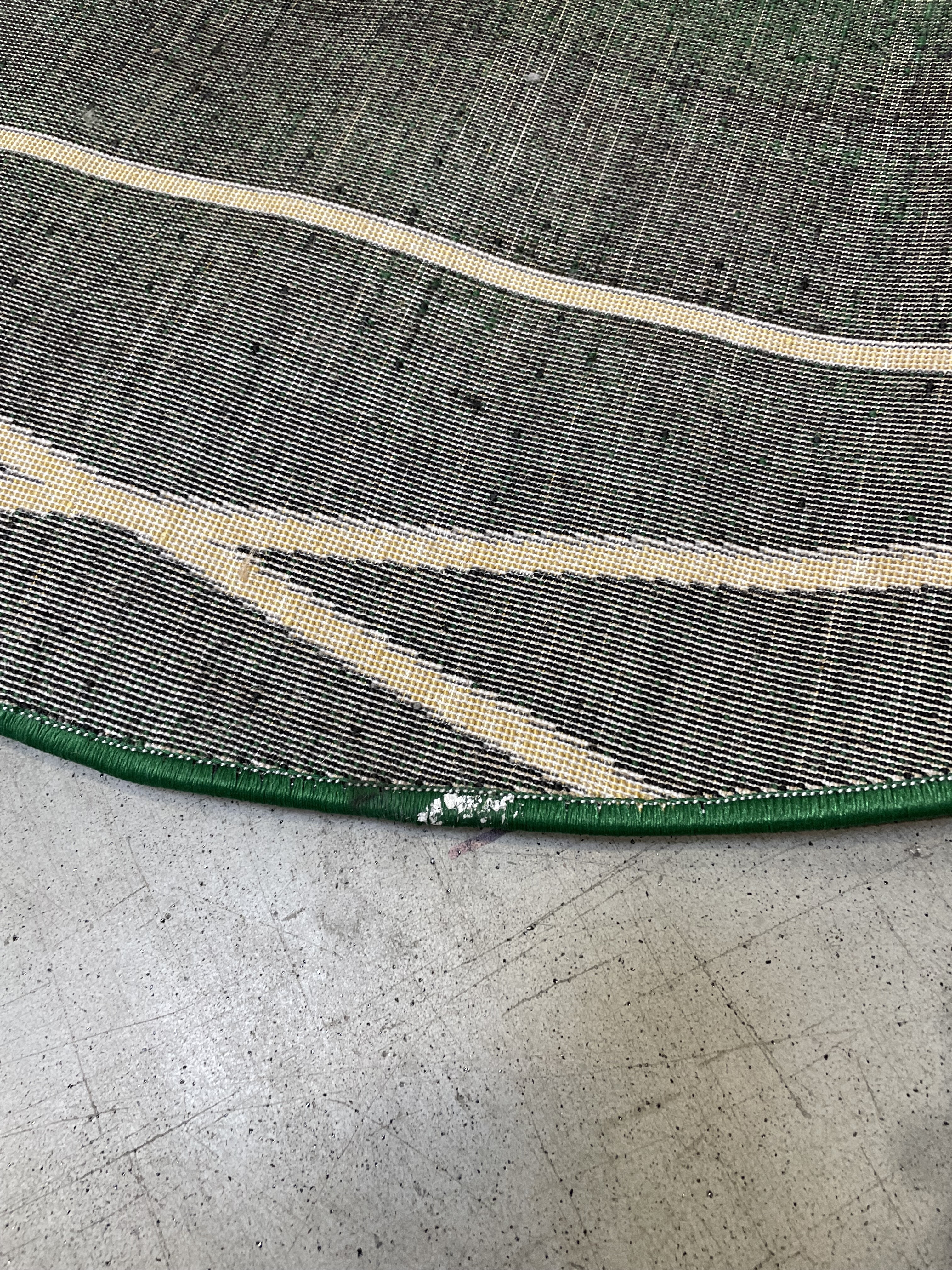 Dywany Łuszczów, POŠKODENÝ Kusový koberec Emerald 1022 green and gold kruh, 120x120 (priemer) kruh, zelená, obývacia izba